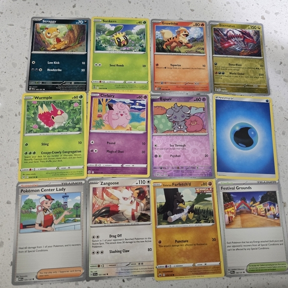 Pokemon Other - Pokémon Trading Card Lot - Mixed Set with Energy Card